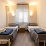 Apartman Dimitra 2 *
